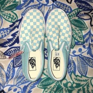 Classic Slip On Checkerboard Women’s Vans